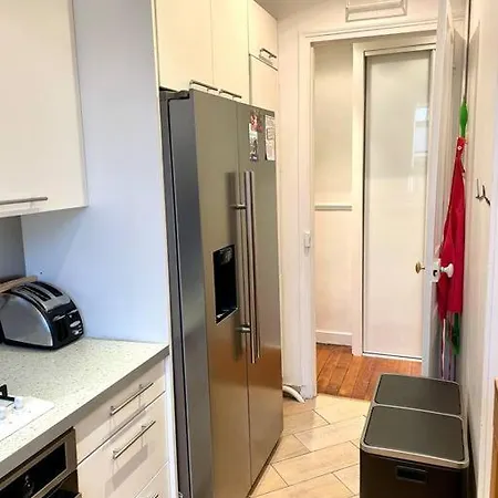 Olympic Games 2024 - 2 Bedrooms - Center Of Appartamento *