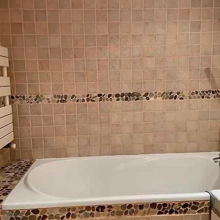 Olympic Games 2024 - 2 Bedrooms - Center Of Appartamento